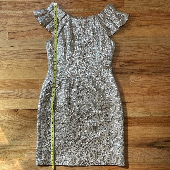 Marchesa Notte Champagne Dress Size 4 - Picture 10 of 13